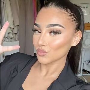 Meet your Posher, bella